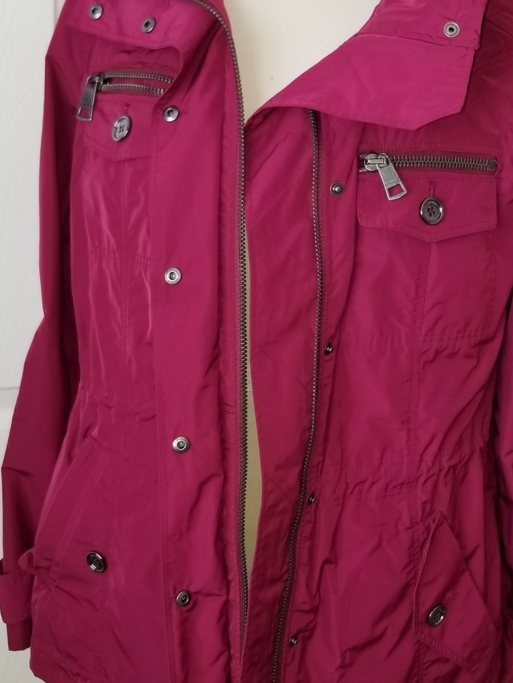 Burberry Brit NWOT! Fuschia size S Rain/Trench/Utility